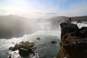 водопад в исландии