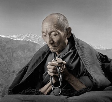 Старик с чётками, Тибет