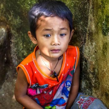 Ребёнок, Лаос