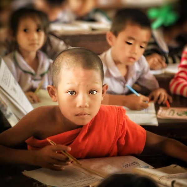 Юный монах в Лаосе